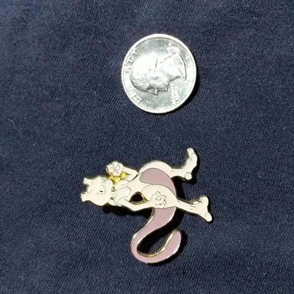 Pokemon Official Pin - Picture 3 of 3